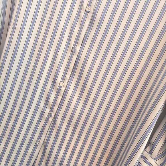 Maison d' Amelie Paris Striped Buttondown blouse baby blue oversized Small - Picture 5 of 5
